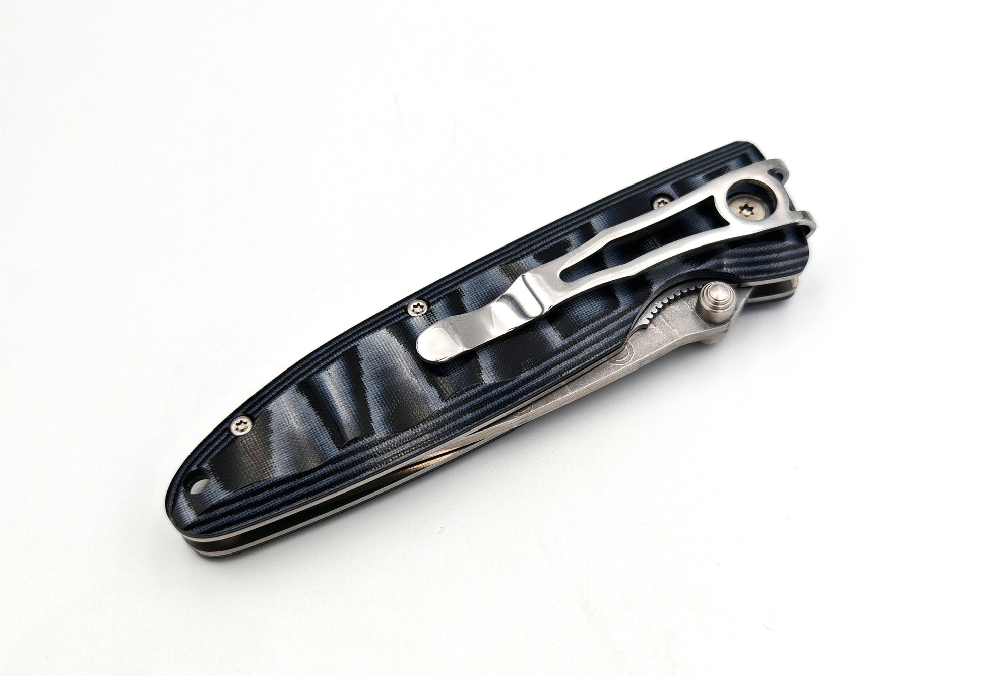 Mcusta Classic Wave VG10 Damascus Blue Micarta 195mm